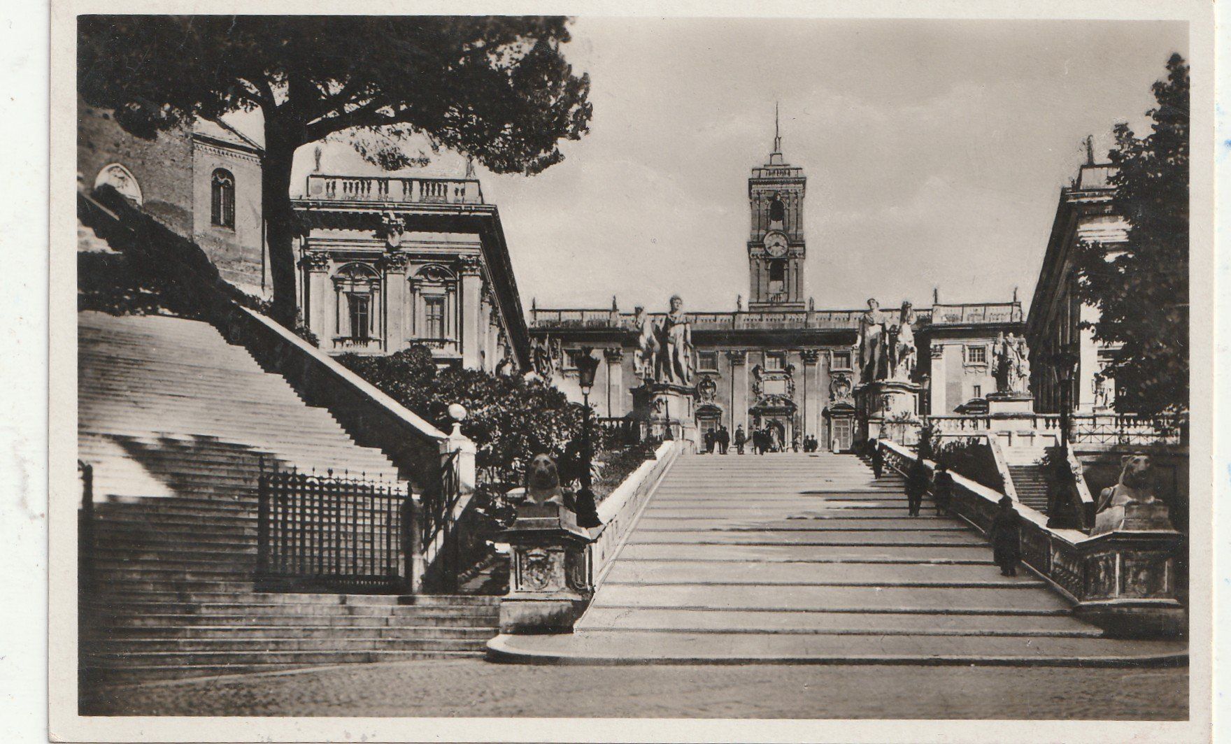 Cartoline postali: Rom Das Kapitol – Usato da Lumbrein venduto da made02