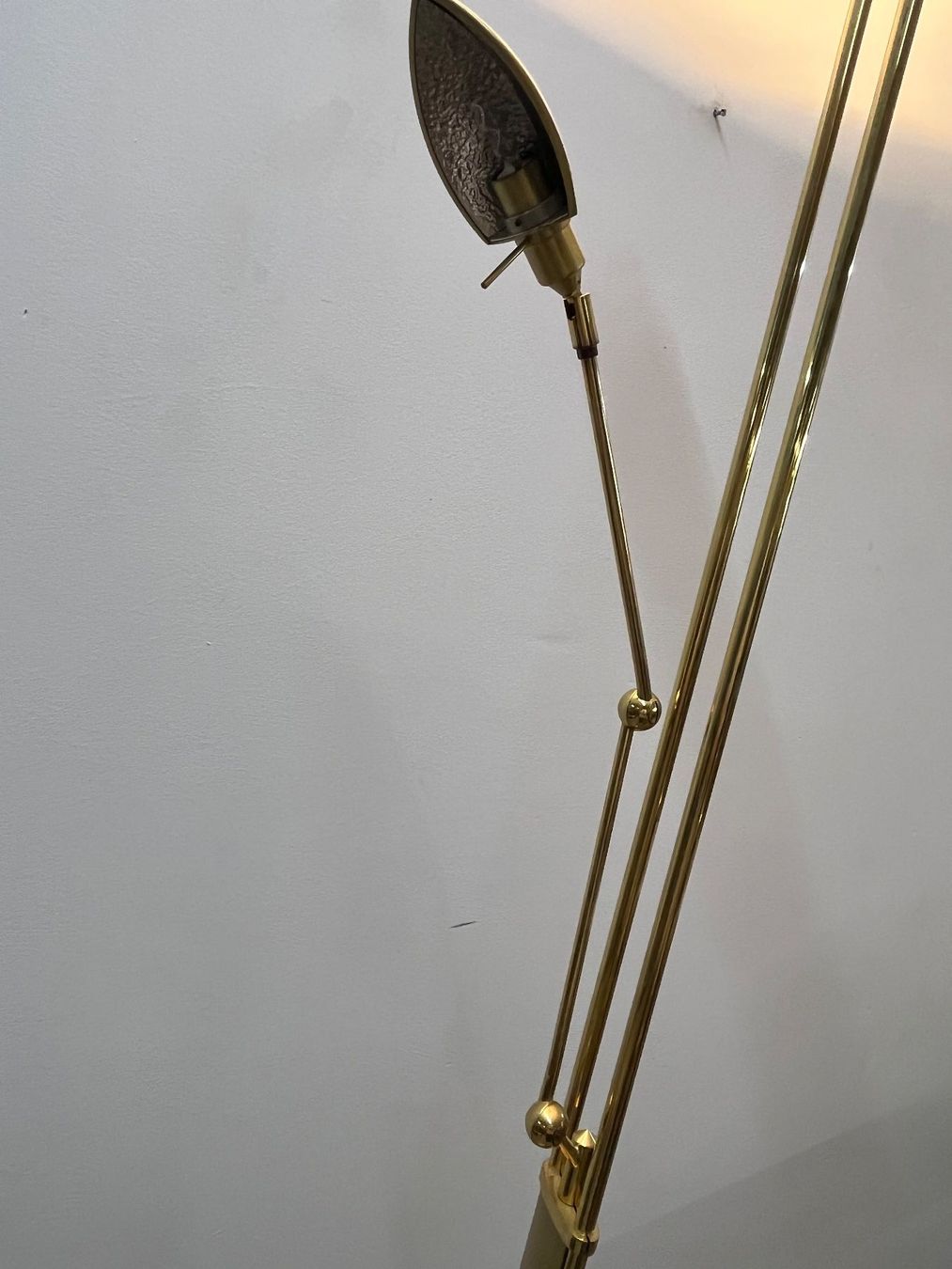 Lampen: JJS Designer Messing Halogenstehleuchte – Gebraucht aus Zürich von Levelart 5