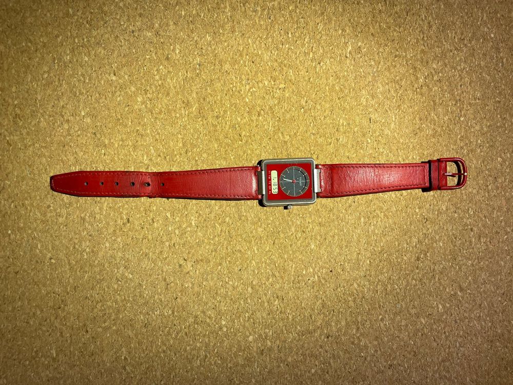 Montre Tissot Two Timer D372661AX Rouge Chrono - Vintage Années 90, Mouvement Quartz, Avec Alarme, Neuf Avec étiquettes