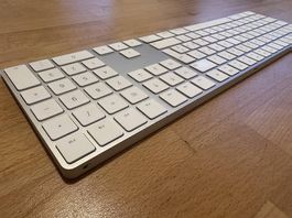Apple Magic Keyboard Tastatur