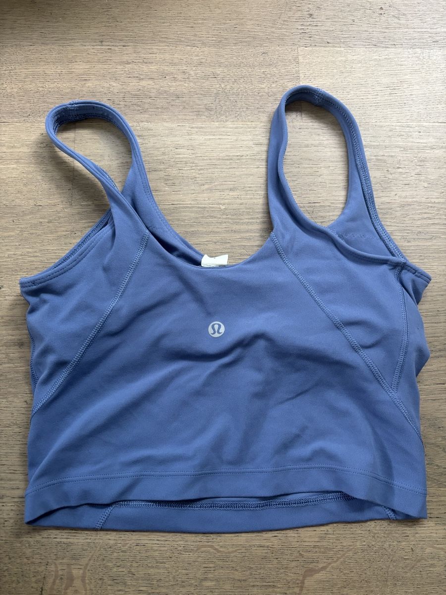 Lululemon Tops: Lululemon Sport Top blau Grösse 4 – Gebraucht aus Rüschlikon von abo66 1