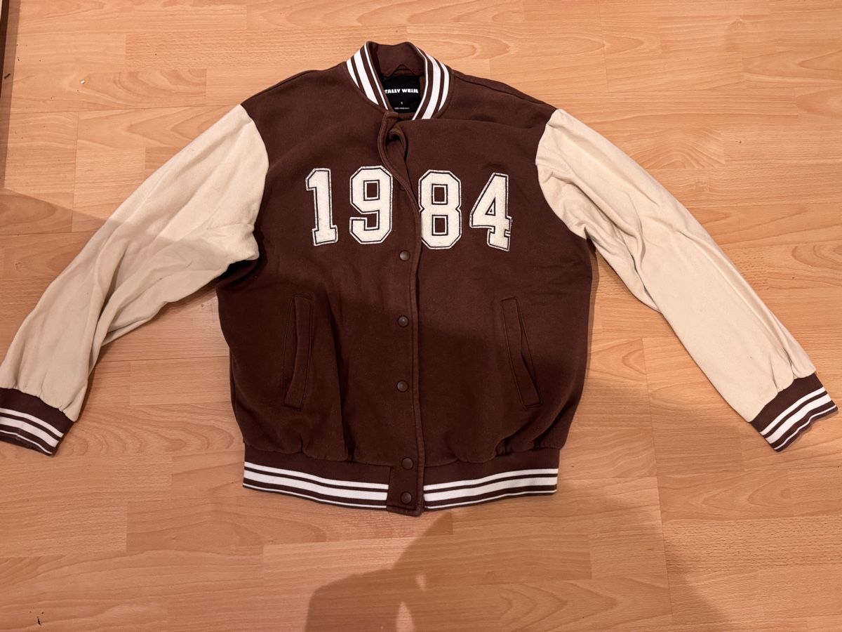 H&M Jacken: College Jacke – Gebraucht aus Zürich von man_nq66 3