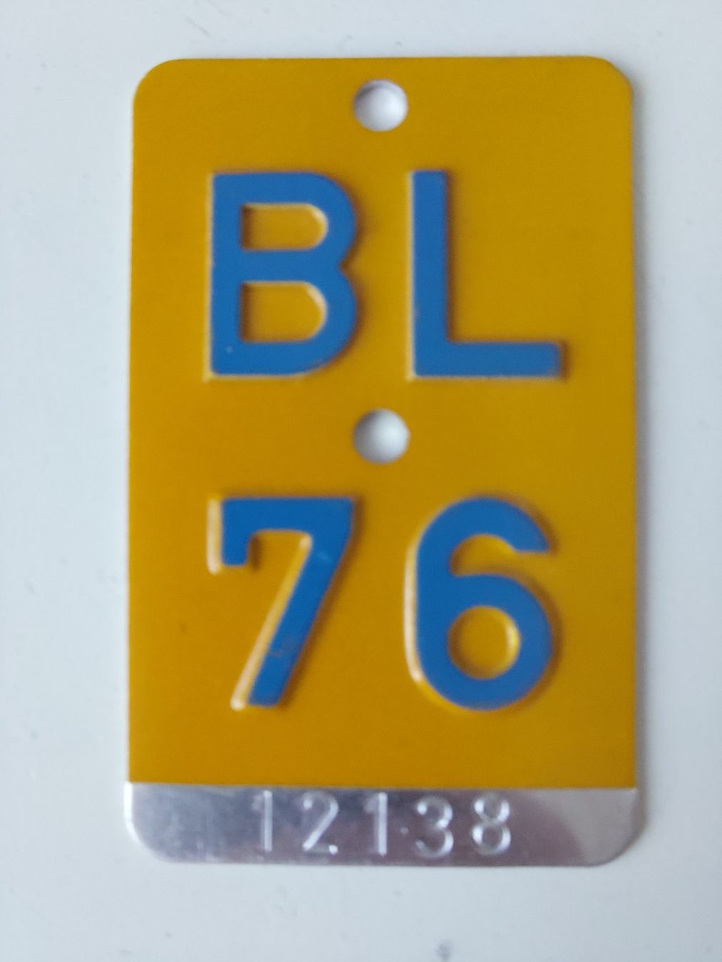 Sachs Insegne: Velonummer BL 76 Mofanummer  gelb plaque Mofa – Usato da Schenkon venduto da Uhu007