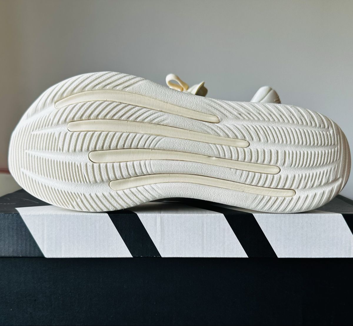 Herrenschuhe: Adidas Supernova Comfortglide – Neu und originalverpackt aus Biel/Bienne von Akwawini 2