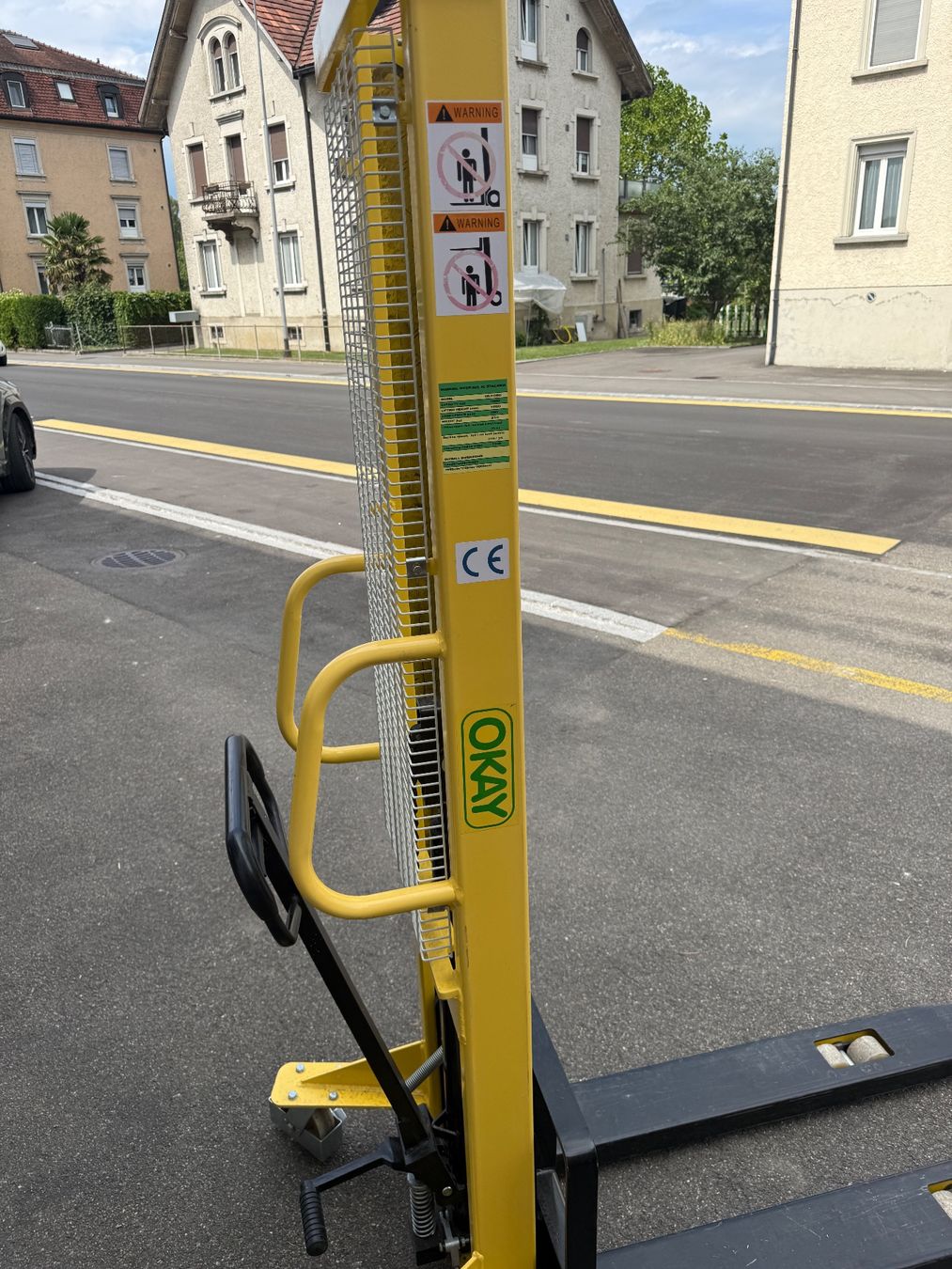Carrelli elevatori e a forche: Paletten Hubwagen | manuell – Usato da Rorschacherberg venduto da LatteArt 1