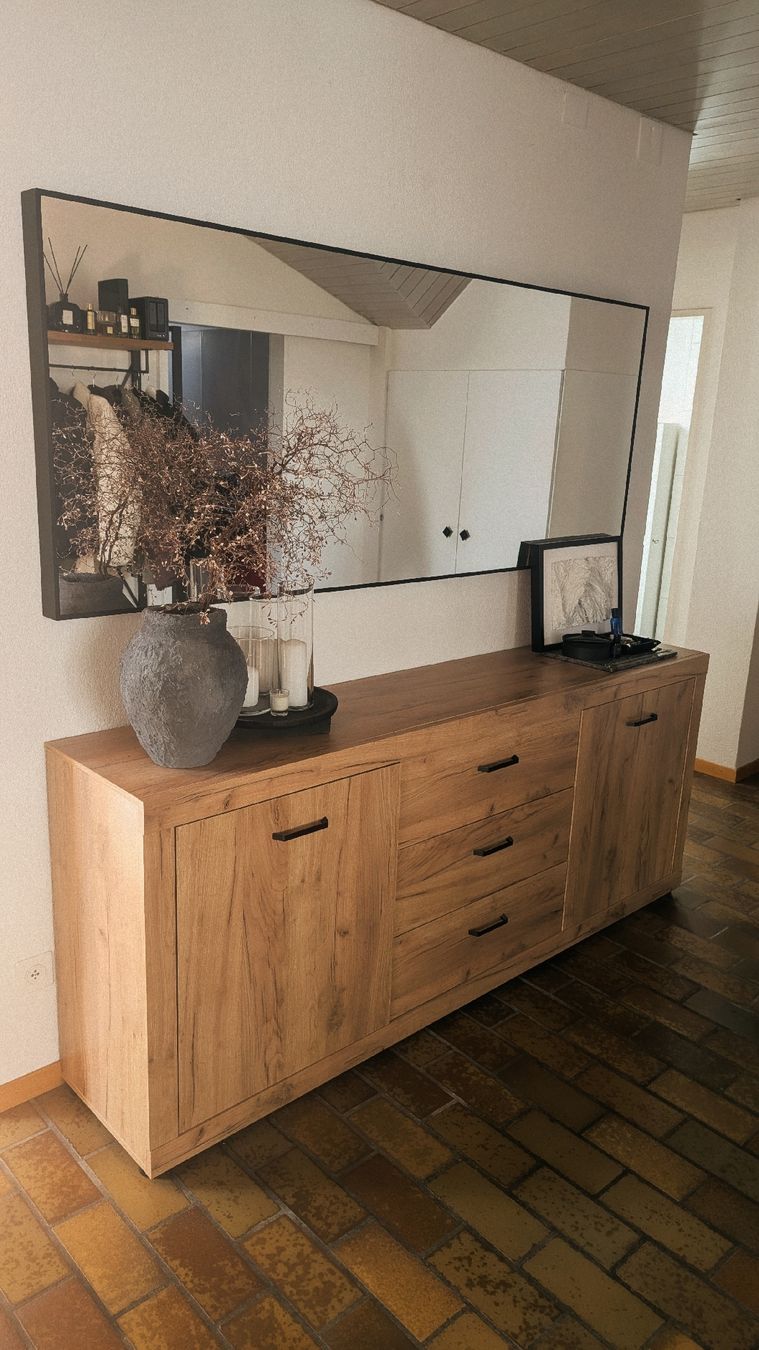 Kommoden: Sideboard Wild Eiche natur look 199 cm – Gebraucht aus St.Gallen von reLapseOne