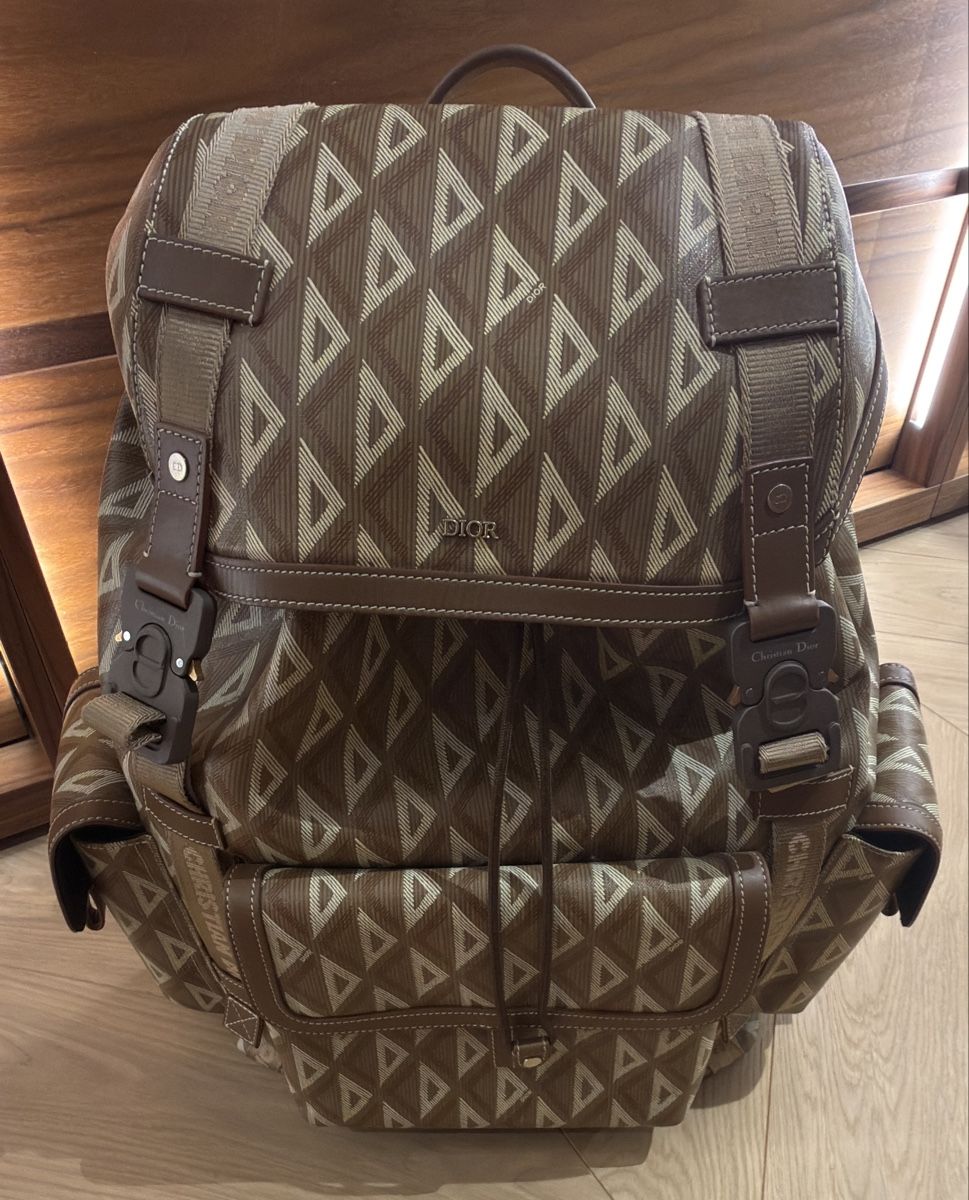 Dior Zaini: Dior backpack safari color – Usato da Zürich venduto da LWCollector 1