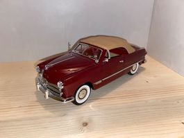1949 Ford Convertible 1/18