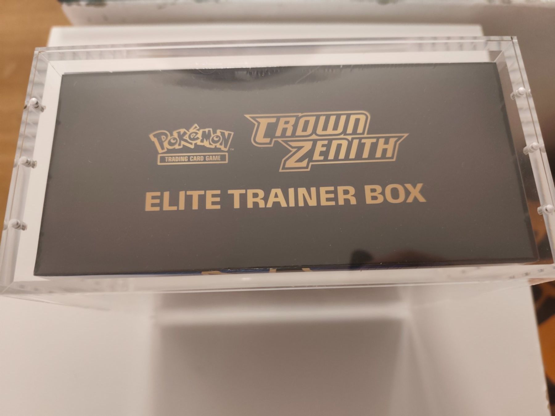 Pokémon Carte collezionabili: Crown Zenith Elite Trainer Box - Elite Trainer Boxes – Nuovo e nell'imballaggio originale da Kriens venduto da zerox02 1