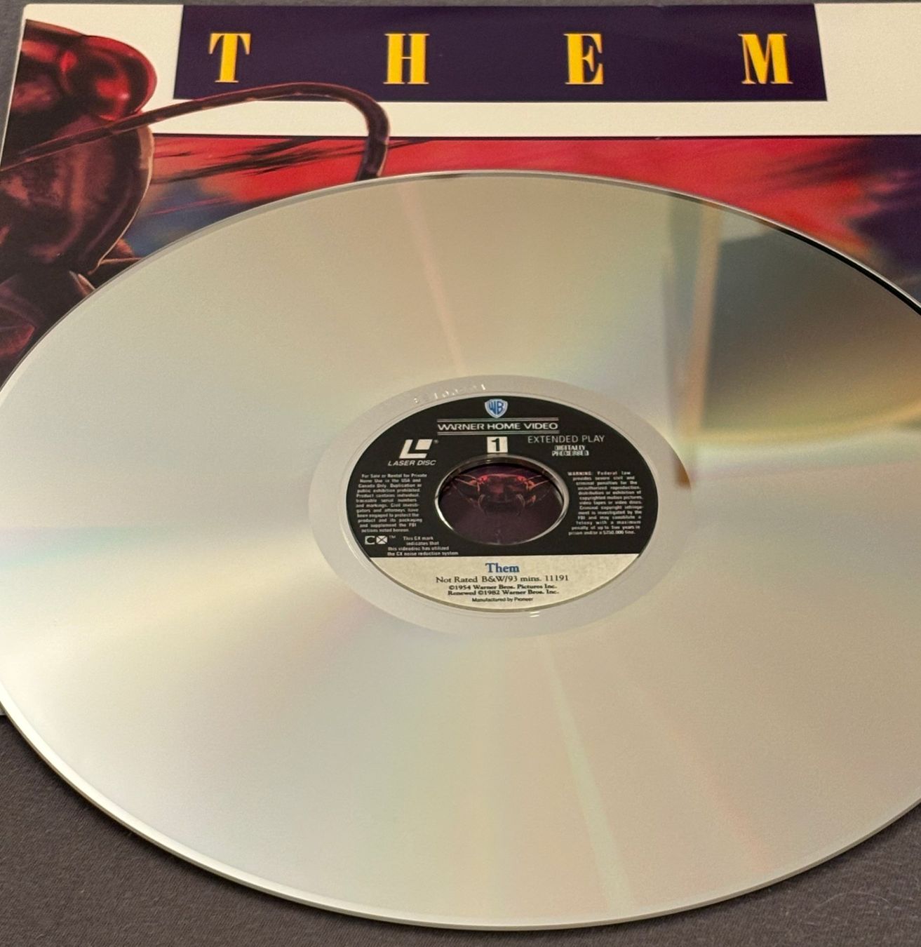 Tutti i DVDs: Laserdisc - THEM - Science-Fiction – Usato da Stans venduto da canberra04 2