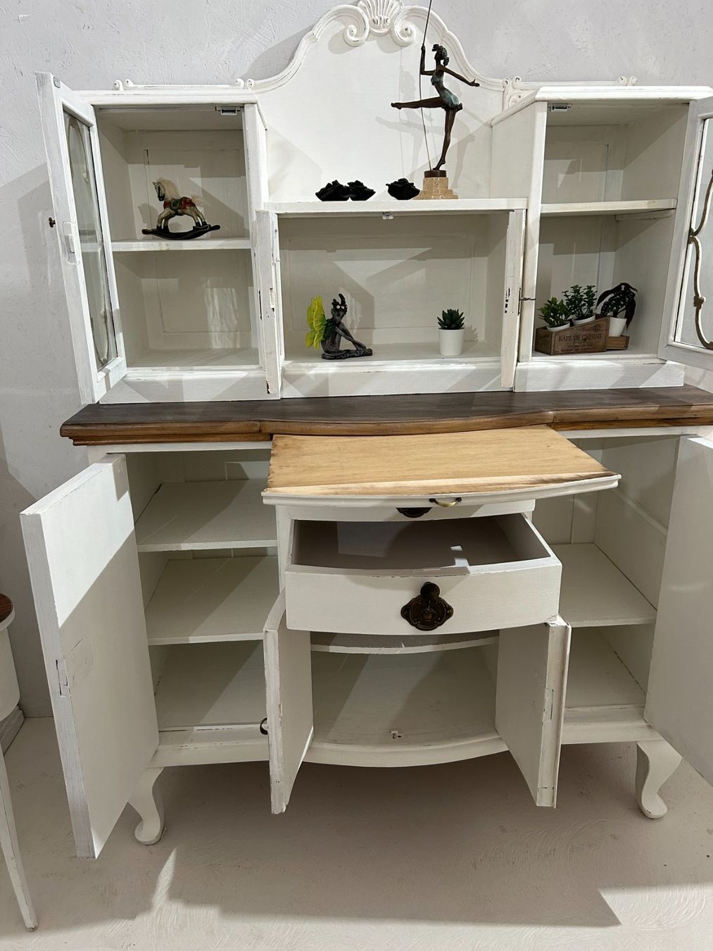 Büffets: Küchenbuffet Schrank Vitrine Eiche antik weiss vintage – Gebraucht aus Gränichen von boernies01 9