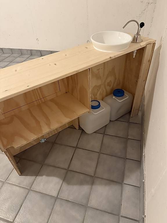 Veicoli da campeggio: Camperausbau Camper Möbel Set  – Usato da Herisau venduto da GK25 4