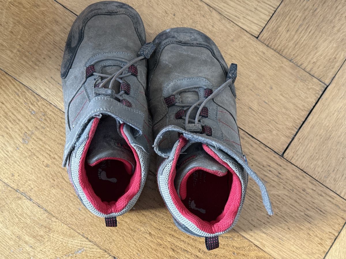 Scarpe per ragazzi: Barfussschuhe von Feelmax Gr 33 – Usato da Basel venduto da lil01