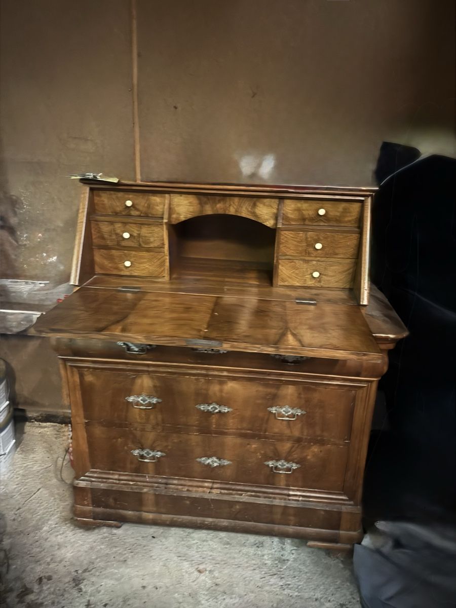 Commodes: Antiker Sekretär, Holz, – D'occasion à Hochfelden par KiteBoy
