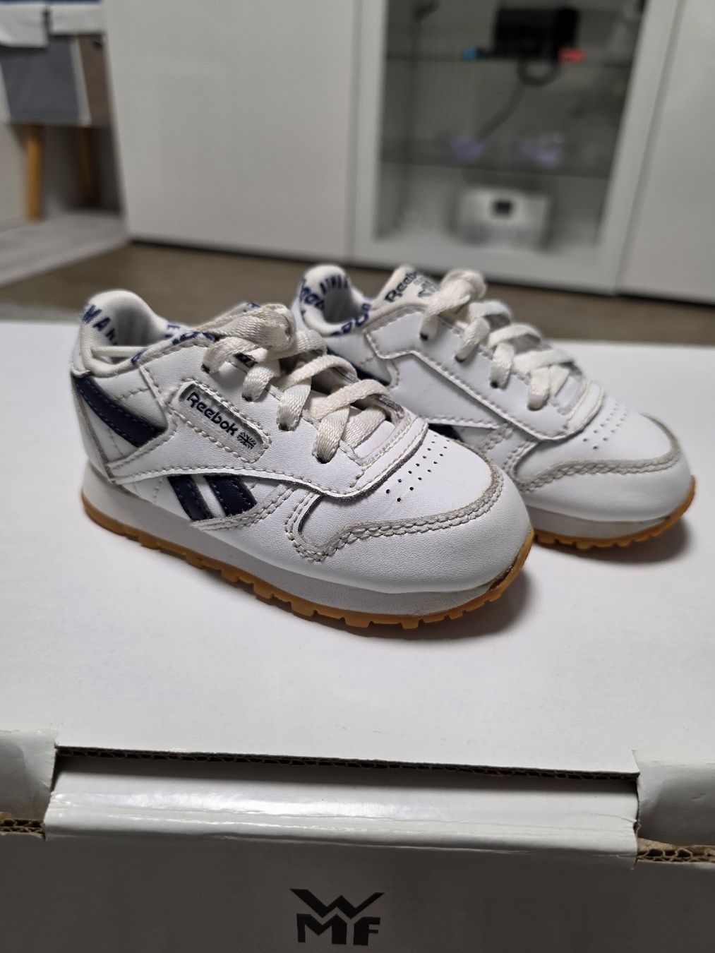 Scarpe da uomo: Reebok Classic – Usato da Suhr venduto da MrvicaAG