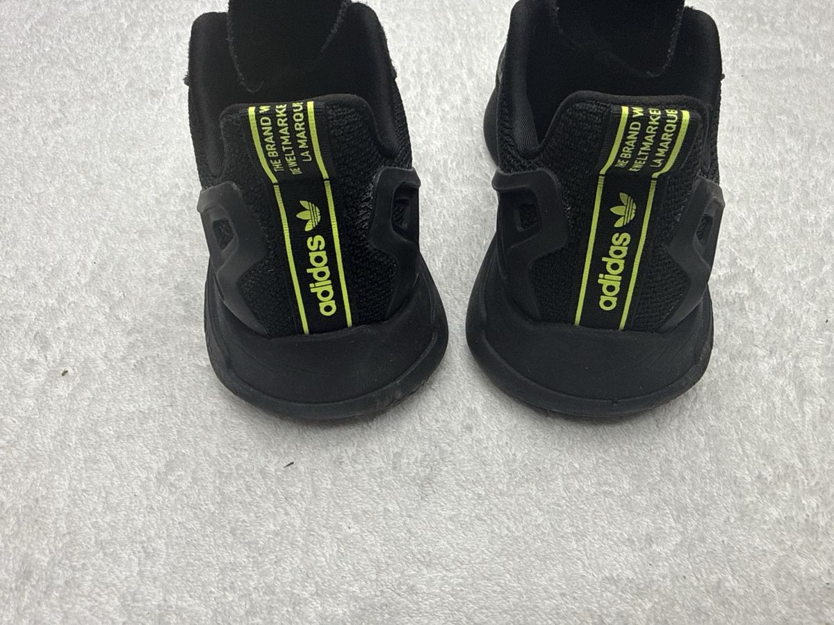 Adidas Scarpe da uomo: Baskets Adidas noires taille 37 1/3 super état – Usato da Chenens venduto da anasantos90 3