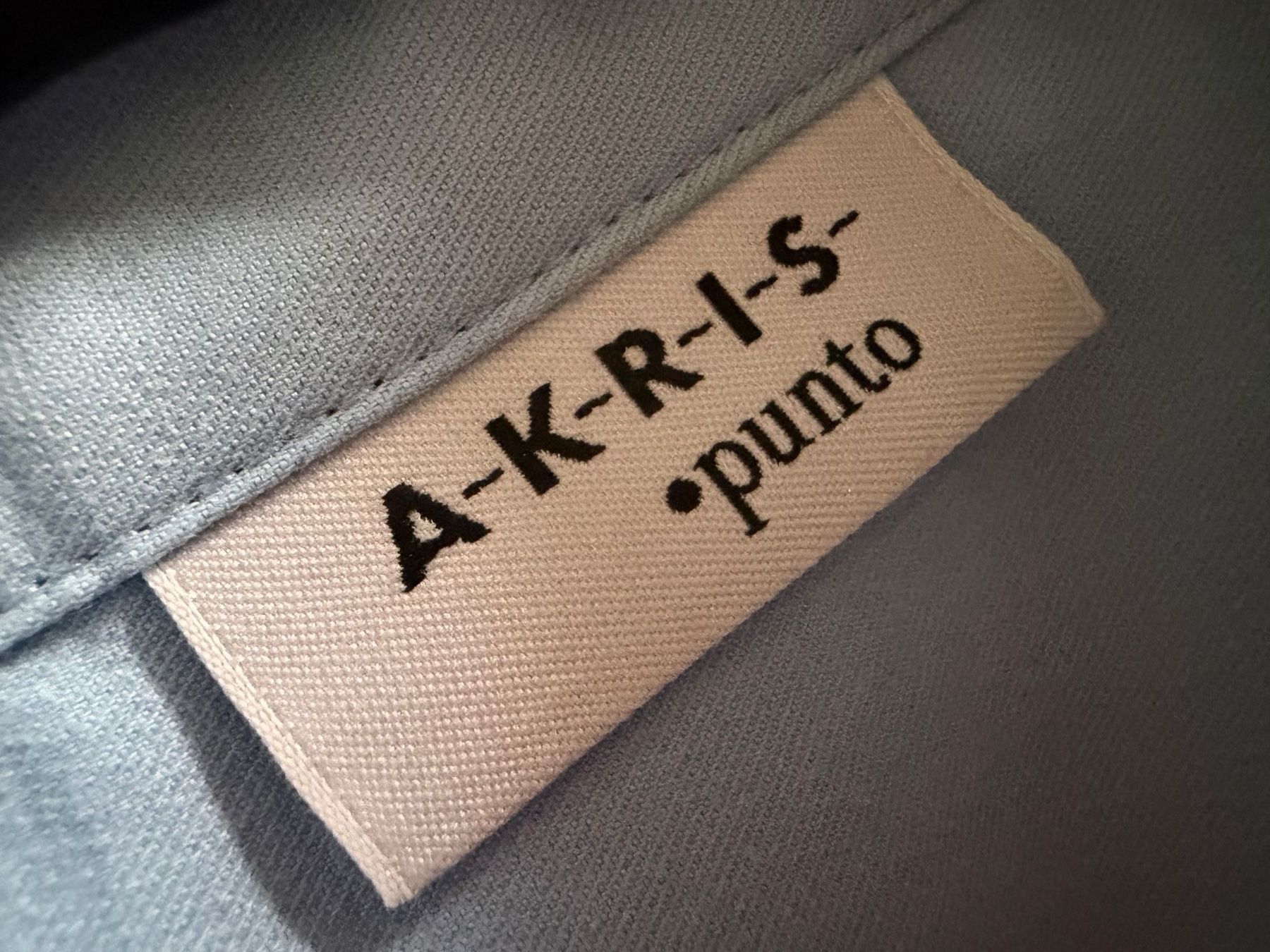 Akris Blusen: AKRIS PUNTO Hemdbluse ärmellos, hellblau Gr. 38 – Gebraucht aus Uster von Koralle6 2