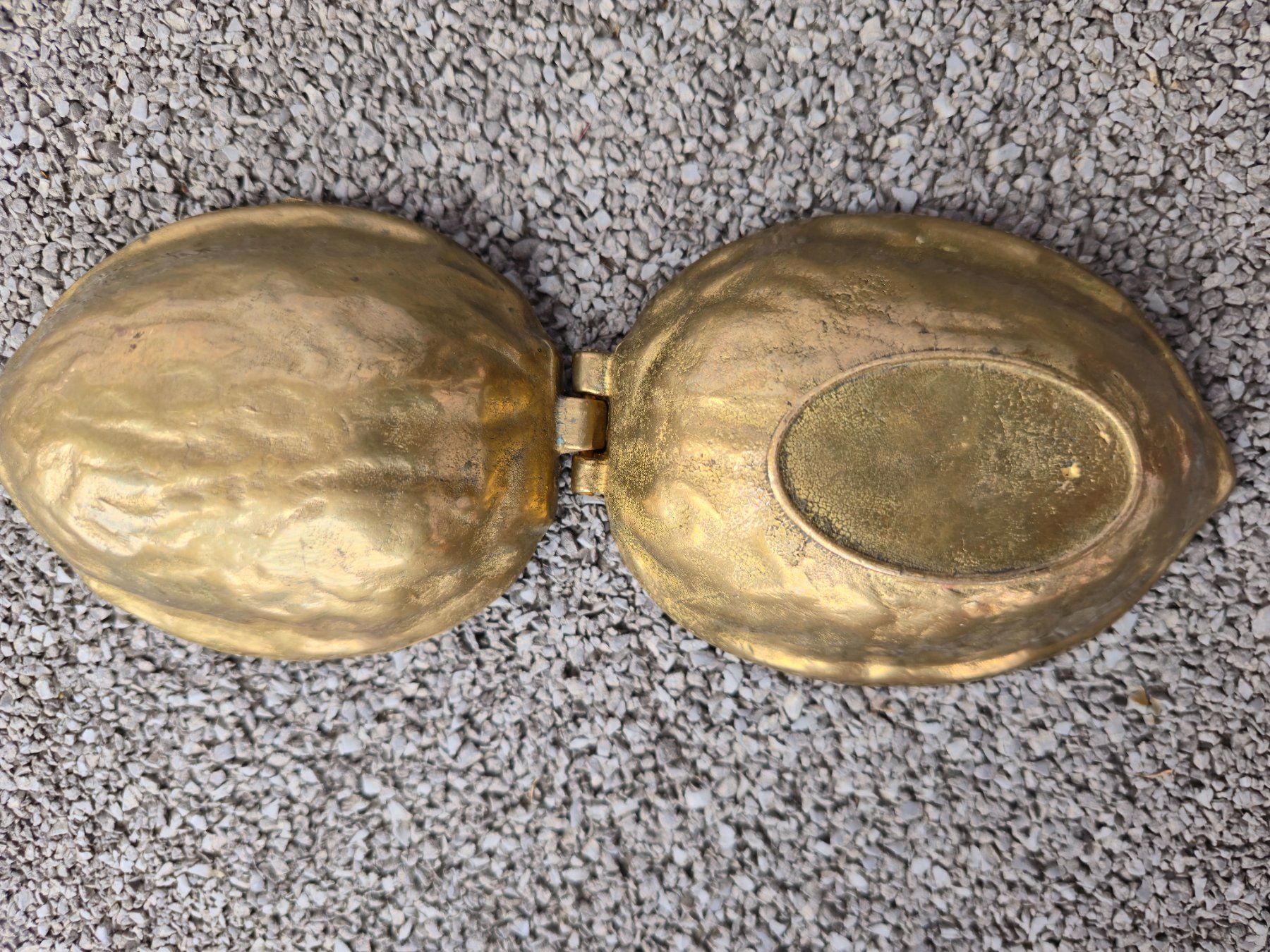 Figuren: Seltener Vintage Nussknacker aus massivem Messing Mid-Centur – Gebraucht aus Zürich von stylethequeen 6