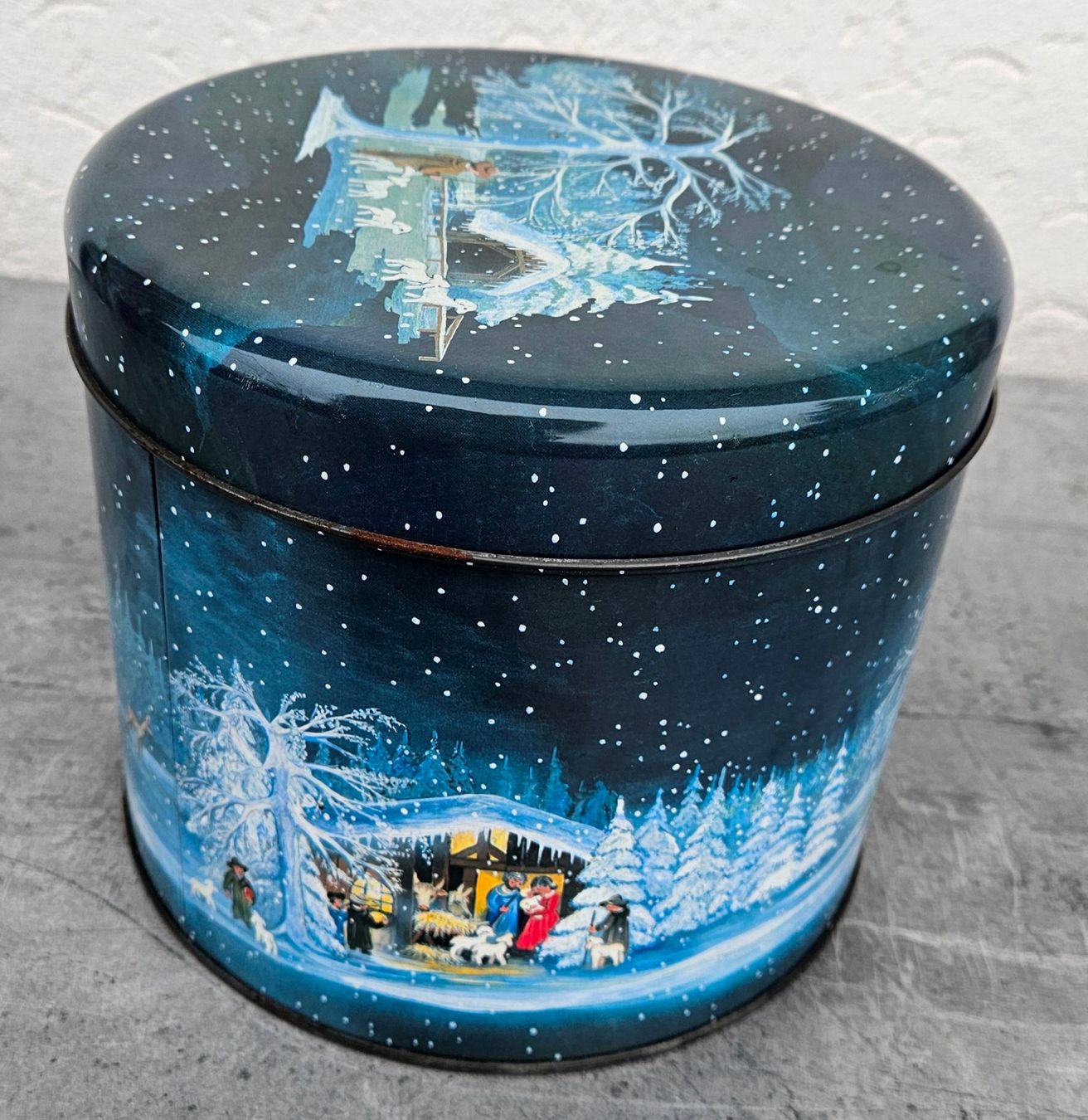 Contenitori & Simili: Grosse Keksdose mit winterlichem Motiv – Usato da Gerzensee venduto da Kaktusblumen 1