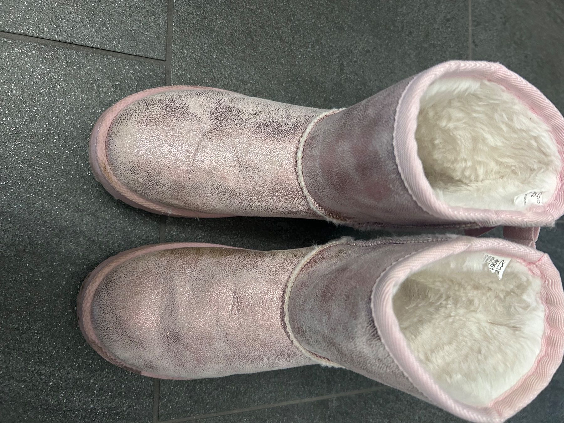 Chaussures filles: Winterstiefel Gr 35 – D'occasion à Egg b. Zürich par egg2665 1