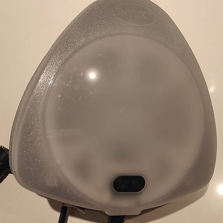 Intex Piscine: Intex Magnetische LED-Poolbeleuchtung  230V – Usato da Breitenbach venduto da Frado 1