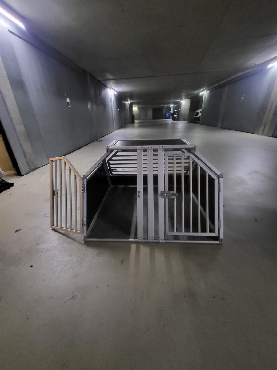 Käfige, Transport & Sicherheit: Cage de transport pour chien – Neu (gemäss Beschreibung) aus Grand-Lancy von Didine015 3