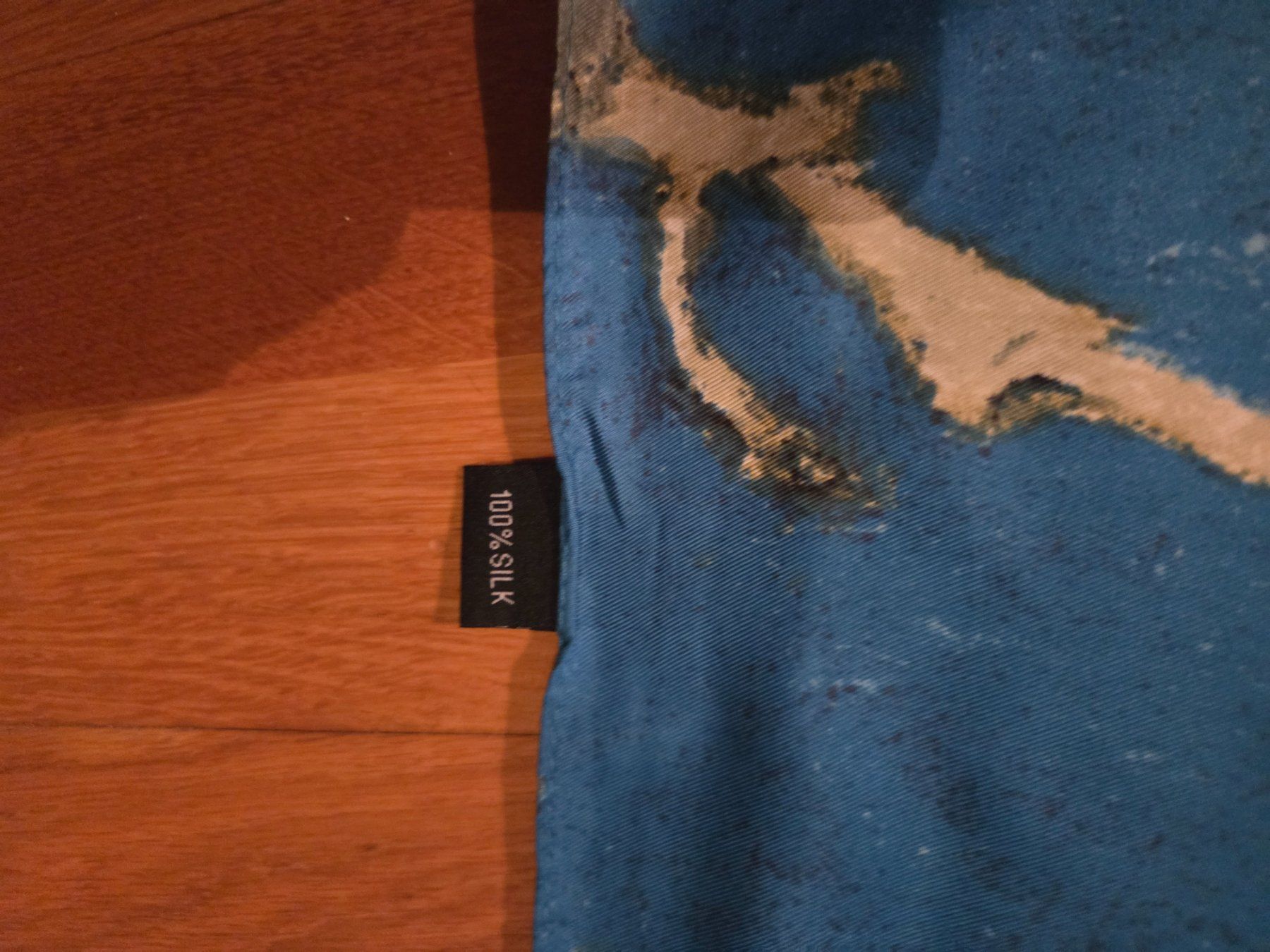 Foulard & Sciarpe: Grosses Seidentuch – Nuovo e nell'imballaggio originale da Rorschach venduto da sanfry 1
