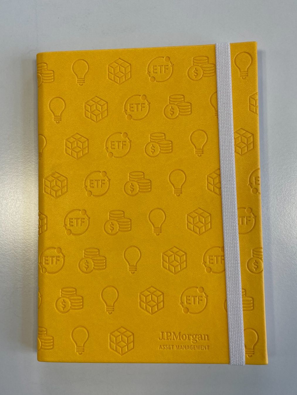 Blocchi: Schreibblock / Notizbuch liniert A5 – Nuovo (secondo la descrizione) da Zug venduto da Cry71