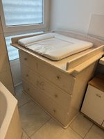 Wickeltisch / Kommode mit 3 grossen Schubladen