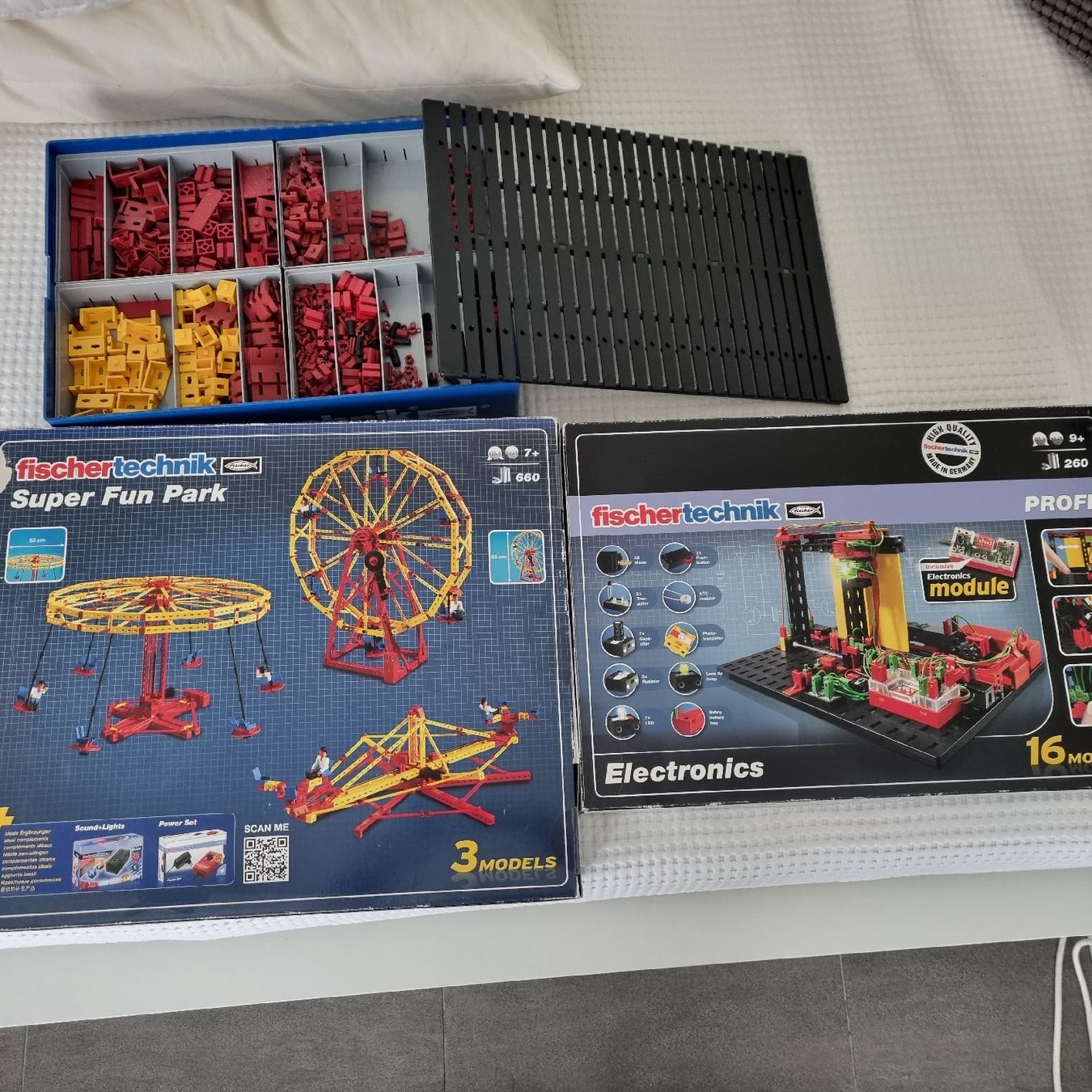 Kit di costruzioni: Fischertechnik Profi Electronics & Super Fun Park inkl. Box – Usato da Wädenswil venduto da Tuy