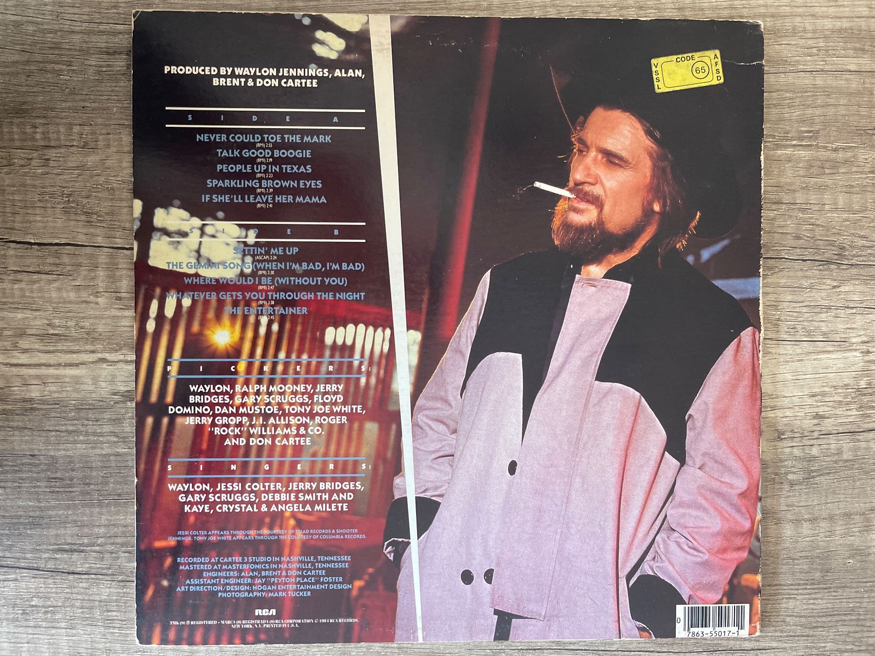 Dischi in vinile: A7/Waylon Jennings - Never Could Toe the Mark – Usato da Frutigen venduto da Philippe_jsp 1
