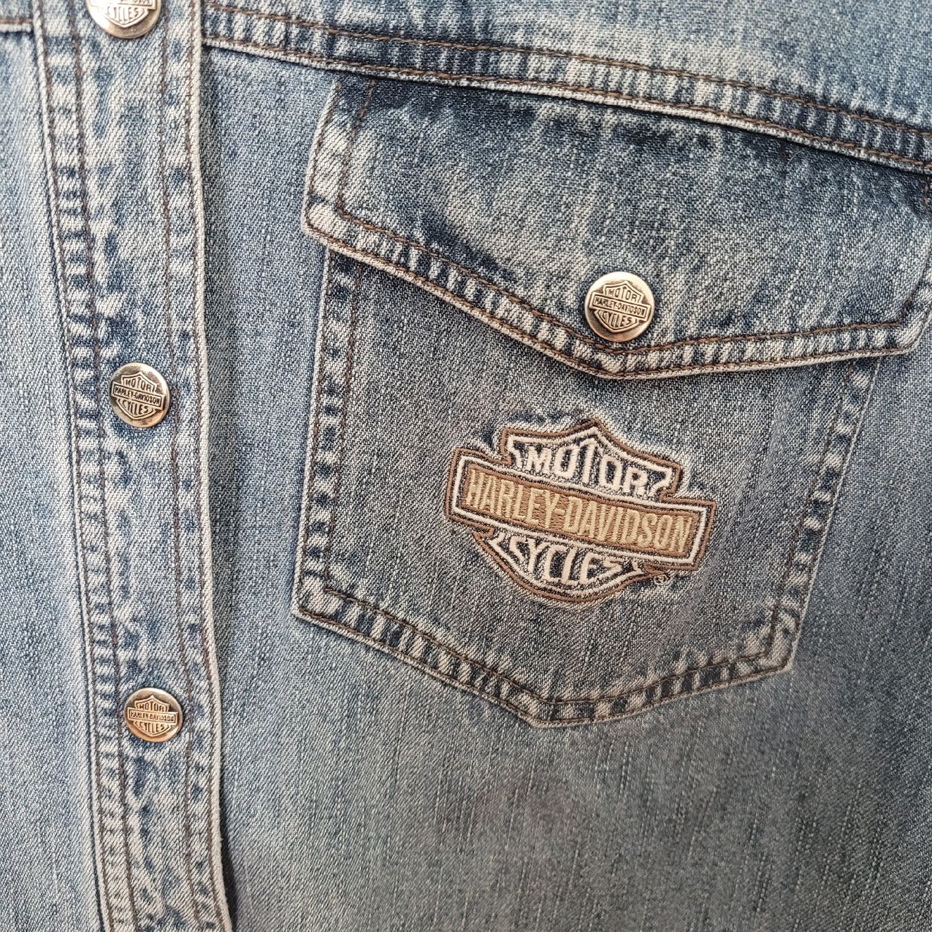 Harley-Davidson Camicette: Jeanshemd Vintage Harley Davidson – Usato da Schönenwerd venduto da rosamanda 1