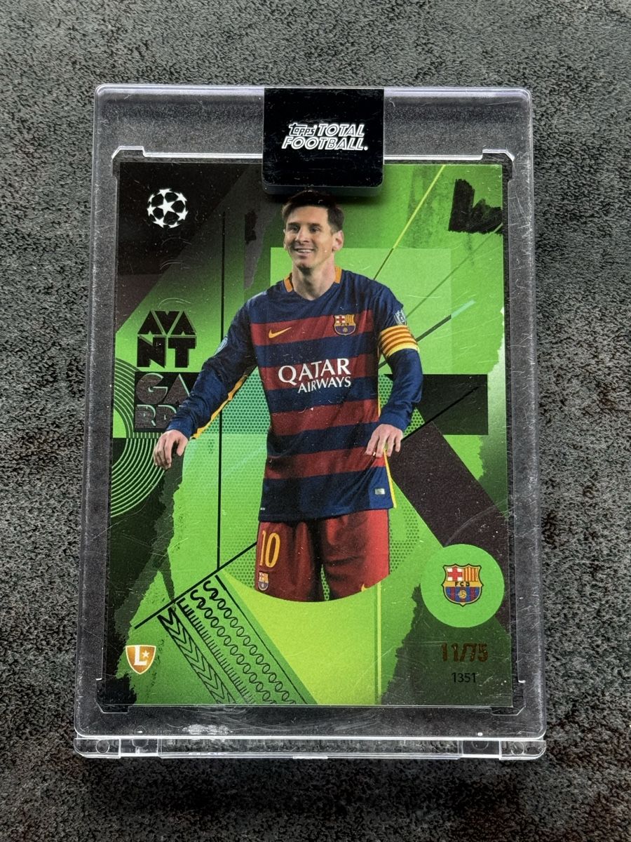 Topps Sammelbilder & Trading cards: Lionel Messi /75 - Topps Total Football Avant Garde – Gebraucht aus Kaiseraugst von 420n