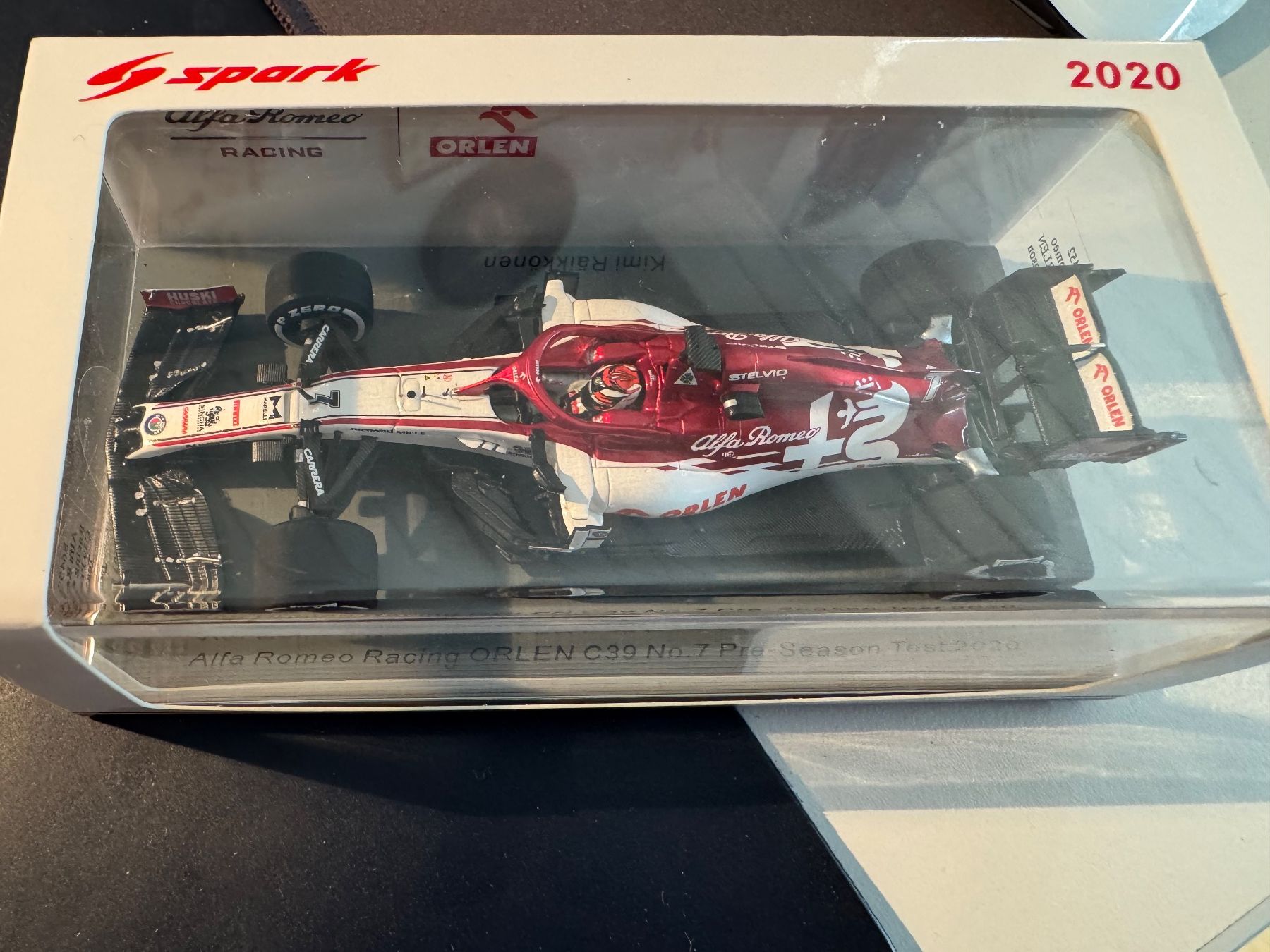 Spark Modellini d'auto: Sauber C39 Pre Saison – Nuovo e nell'imballaggio originale da Court venduto da Cedos