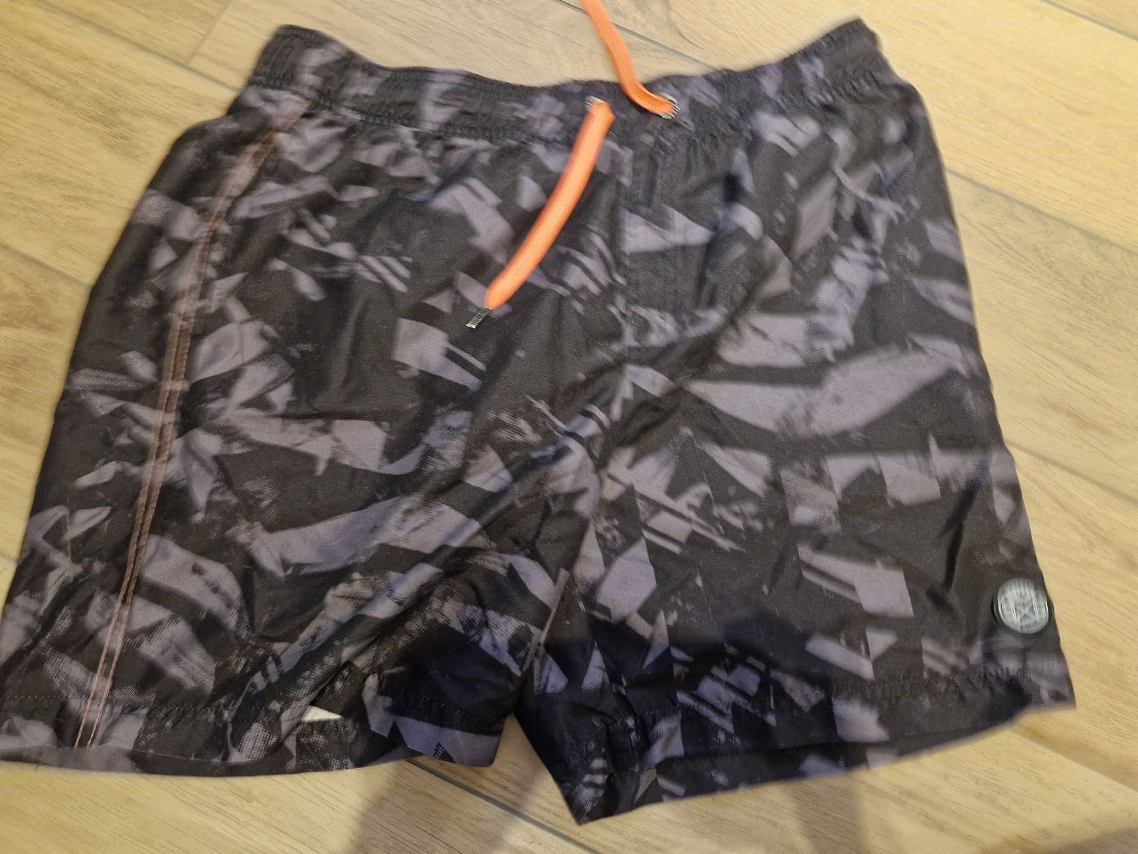 Costumi da bagno: 2x Badehosen – Usato da Muotathal venduto da Sereina-muheim 1