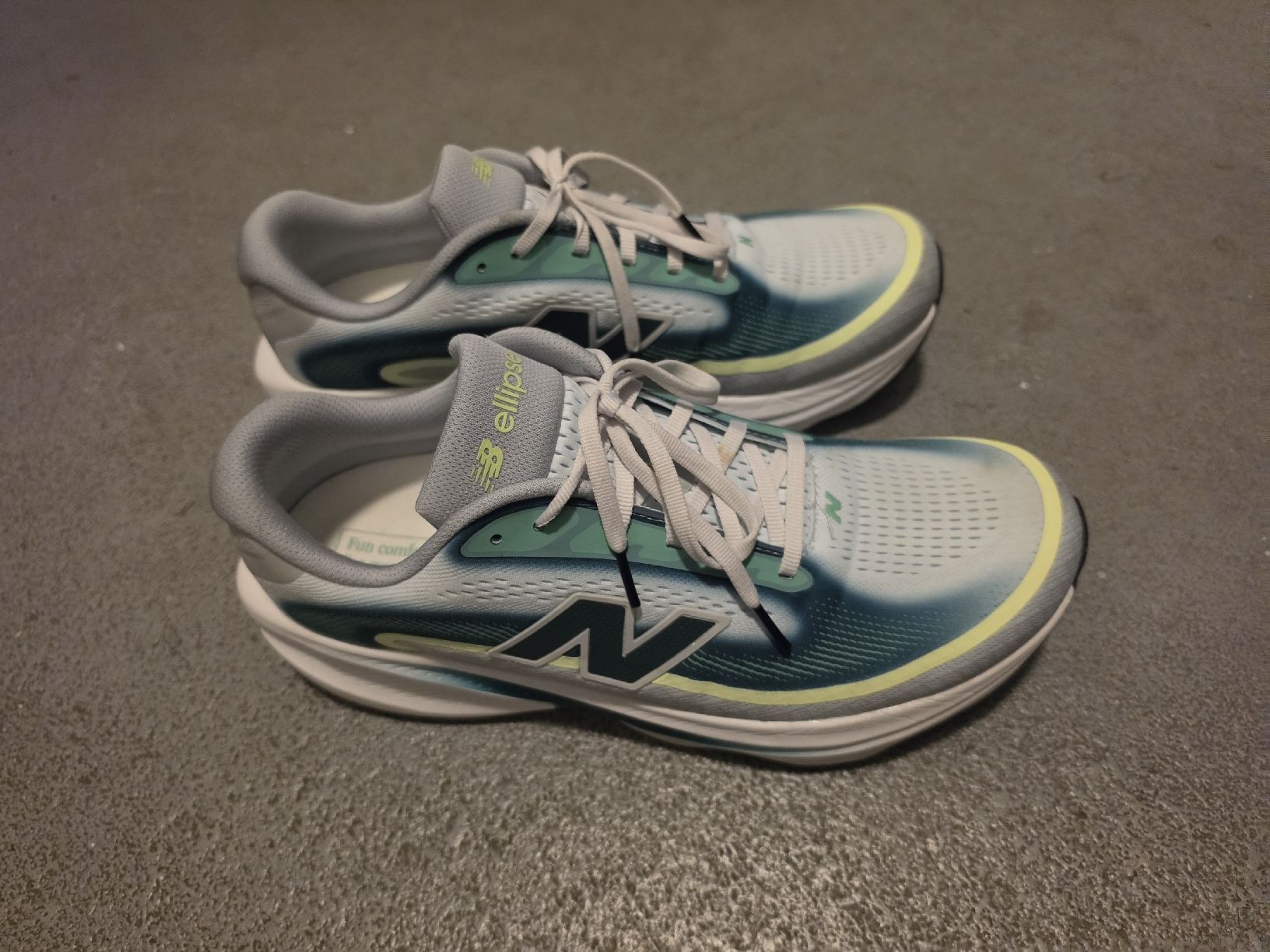 New Balance Scarpe da uomo: New Balance Ellipse 44 – Usato da Diepoldsau venduto da To_Rapid95 1