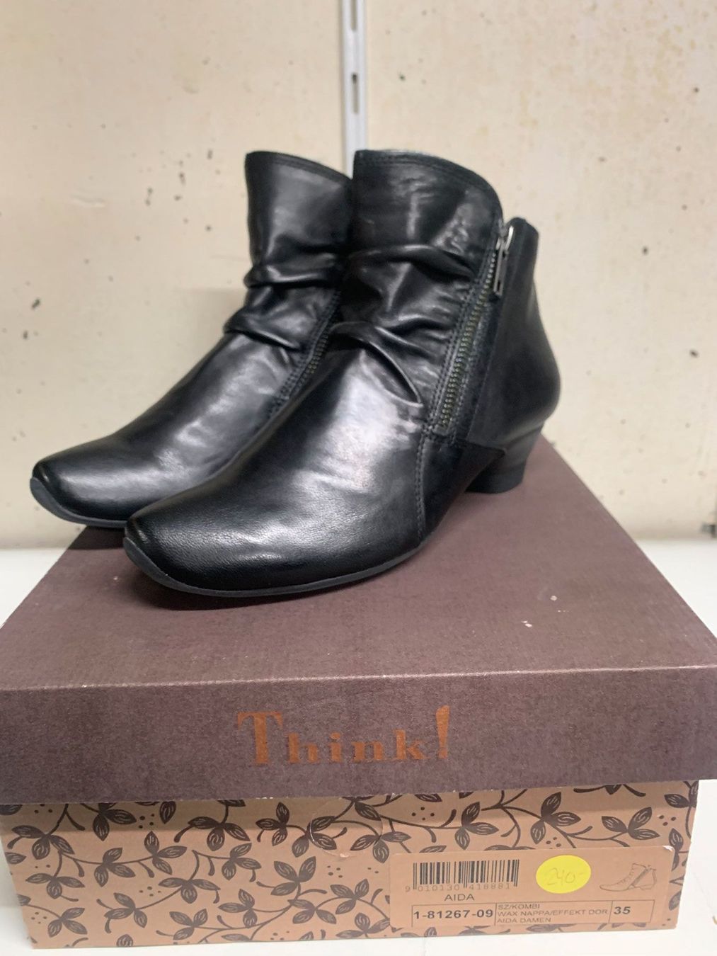 Think Scarpe da donna: Think Stiefelette Grösse 35 black – Nuovo e nell'imballaggio originale da Zürich venduto da finsti