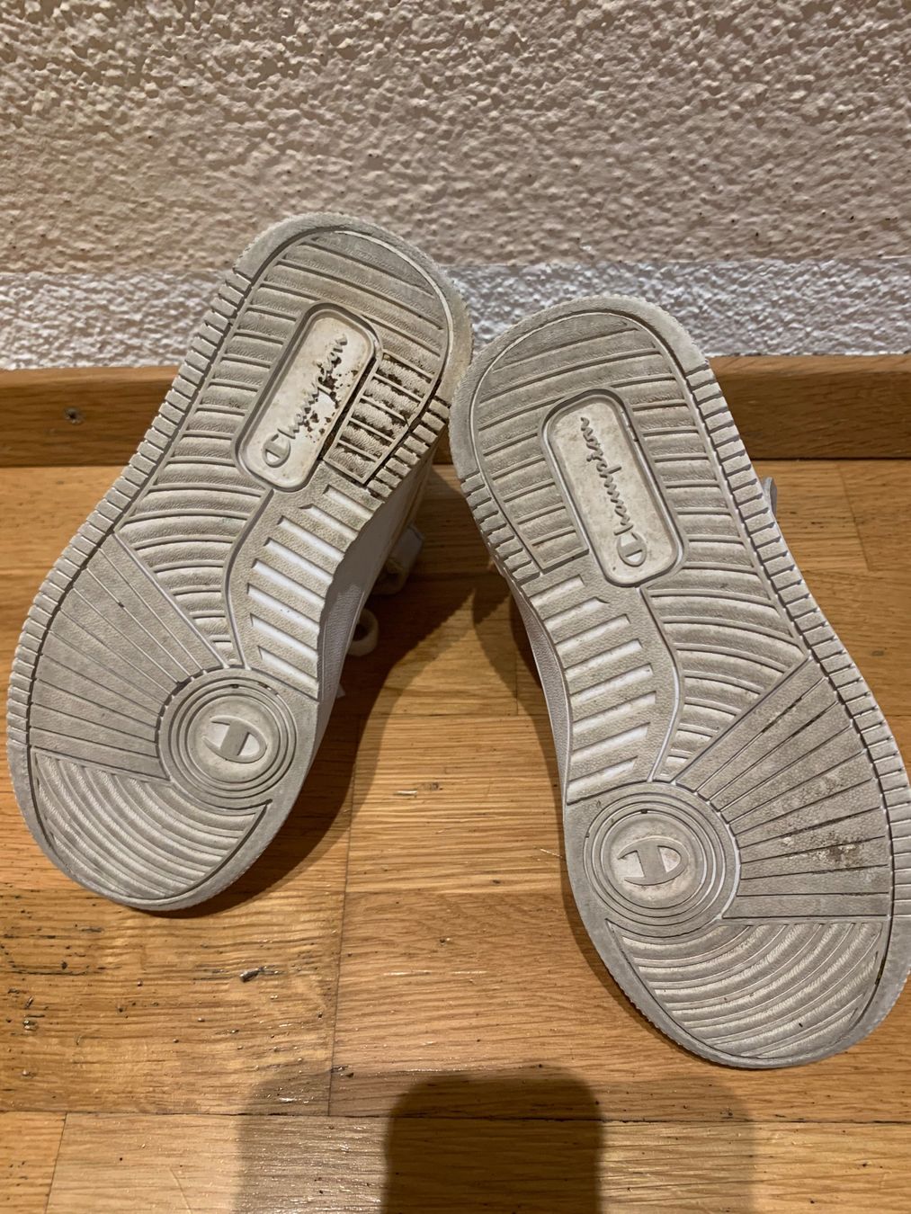 Champion Chaussures filles: Kinder Mädchen Schuhe Champion Gr.29 – D'occasion à Bülach par engeli92 1