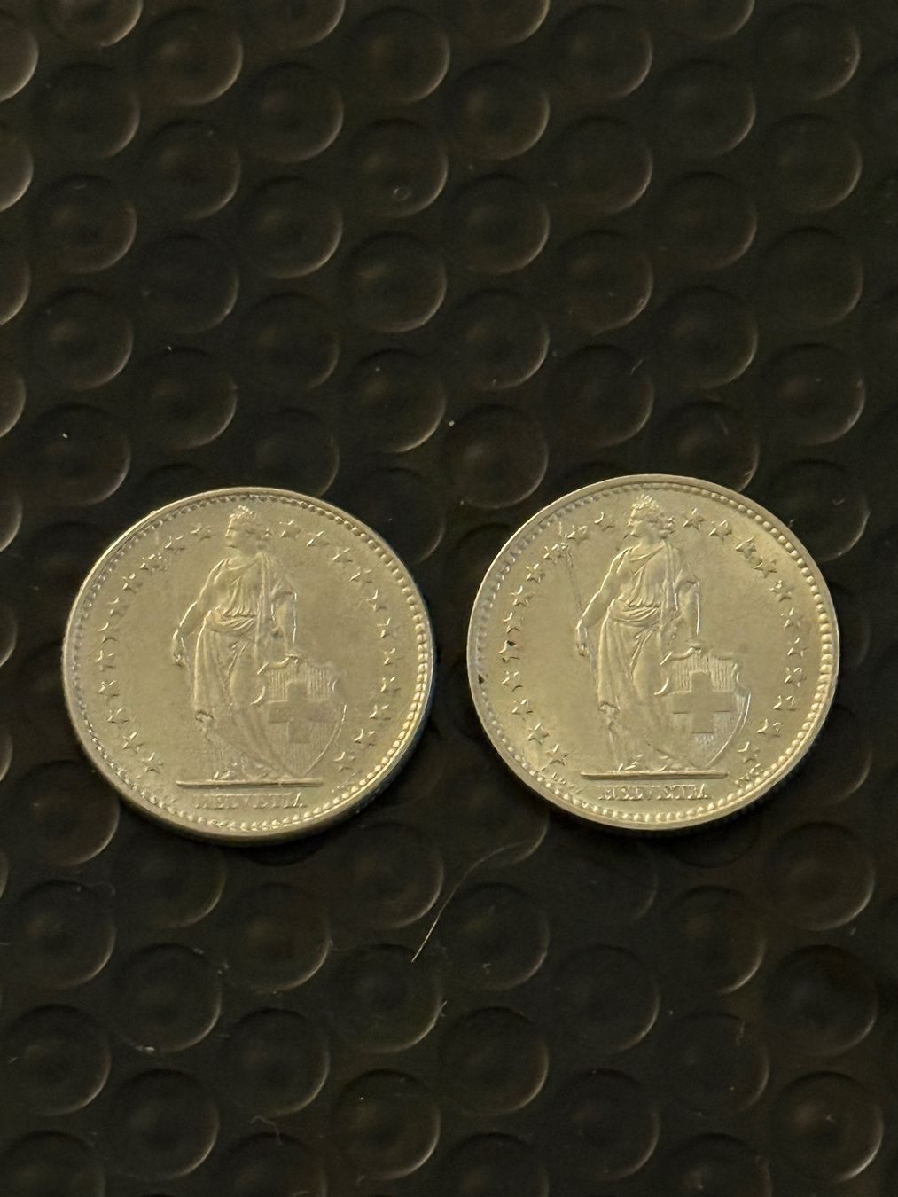 Tutti le monete: 2 x 2 Franken 1968/1969  Unz/Stgl – Nuovo (secondo la descrizione) da Wallisellen venduto da SWISS_SILVER1 1