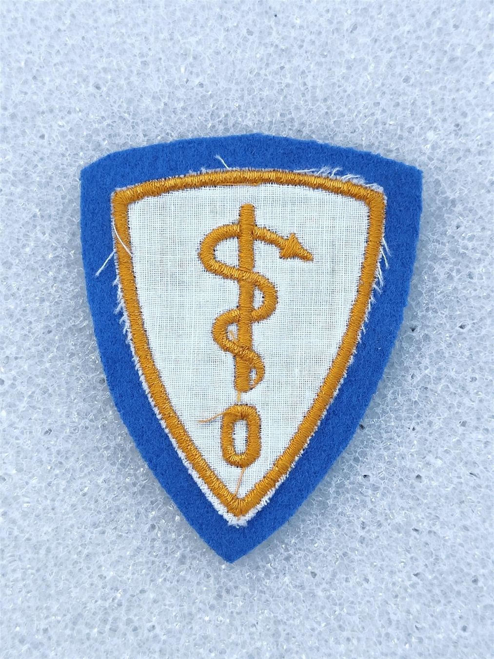 Placchette & Badge: Funktionsabzeichen Zahnarzt Ord. 1949 V2 – Usato da Bauma venduto da SwissMilitaria 1