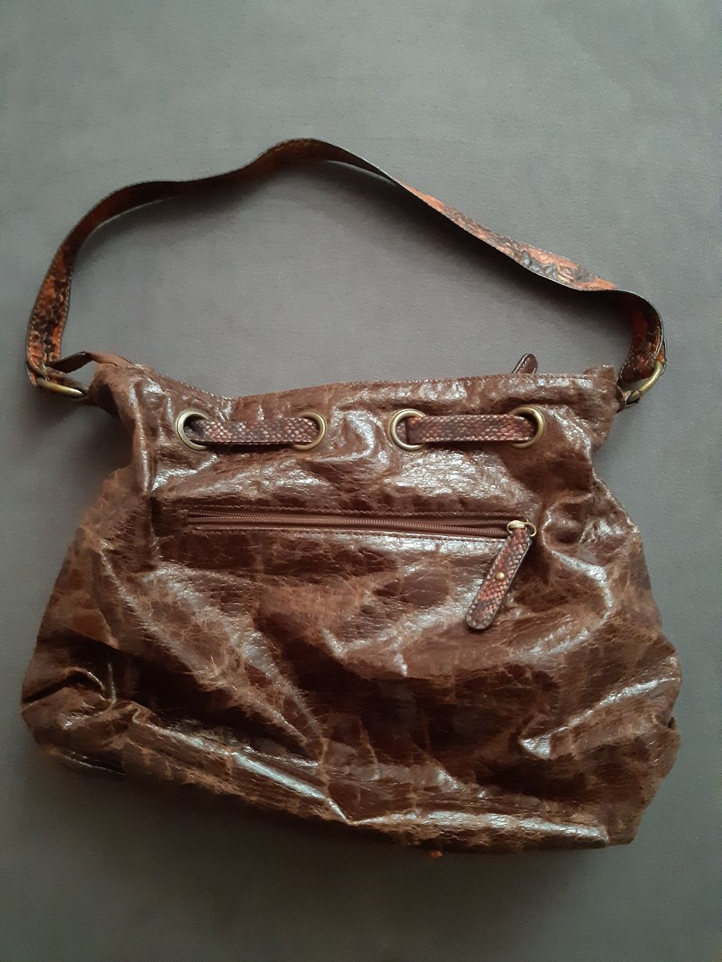 Borse da donna: Damenhandtasche – Usato da Pieterlen venduto da Dyui 1