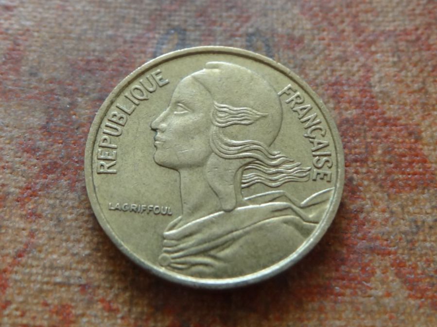 Tutti le monete: FRANCE  5 Centimes  1976  (P) – Usato da Romanel-sur-Lausanne venduto da Swift13 1