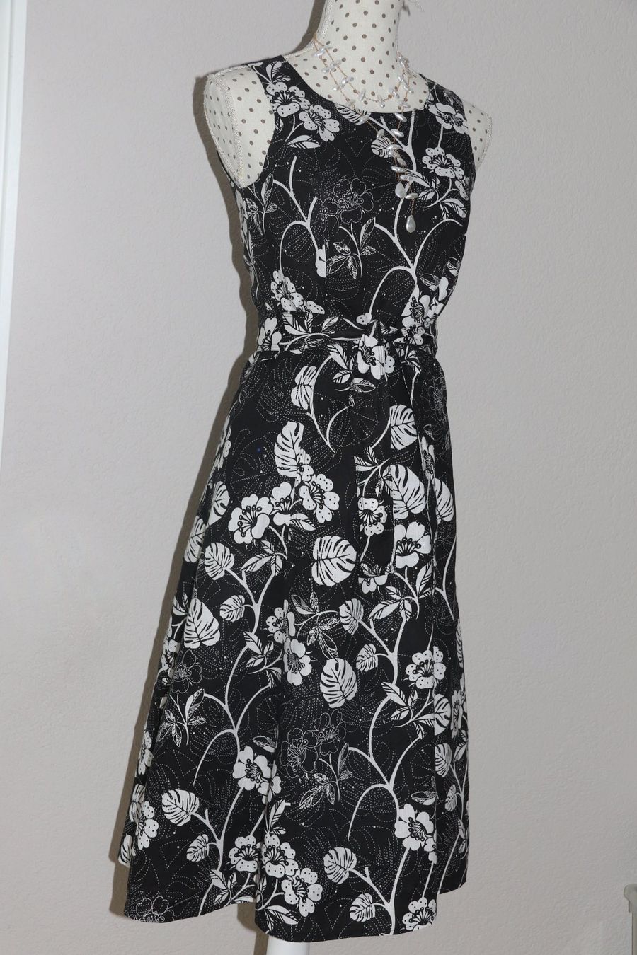 Robes: Wunderschöner Kleid von MODISSA Gr.34 aus 100% Leinen – Neuf (Voir description) à Oberwil-Lieli par Svetlana28 6
