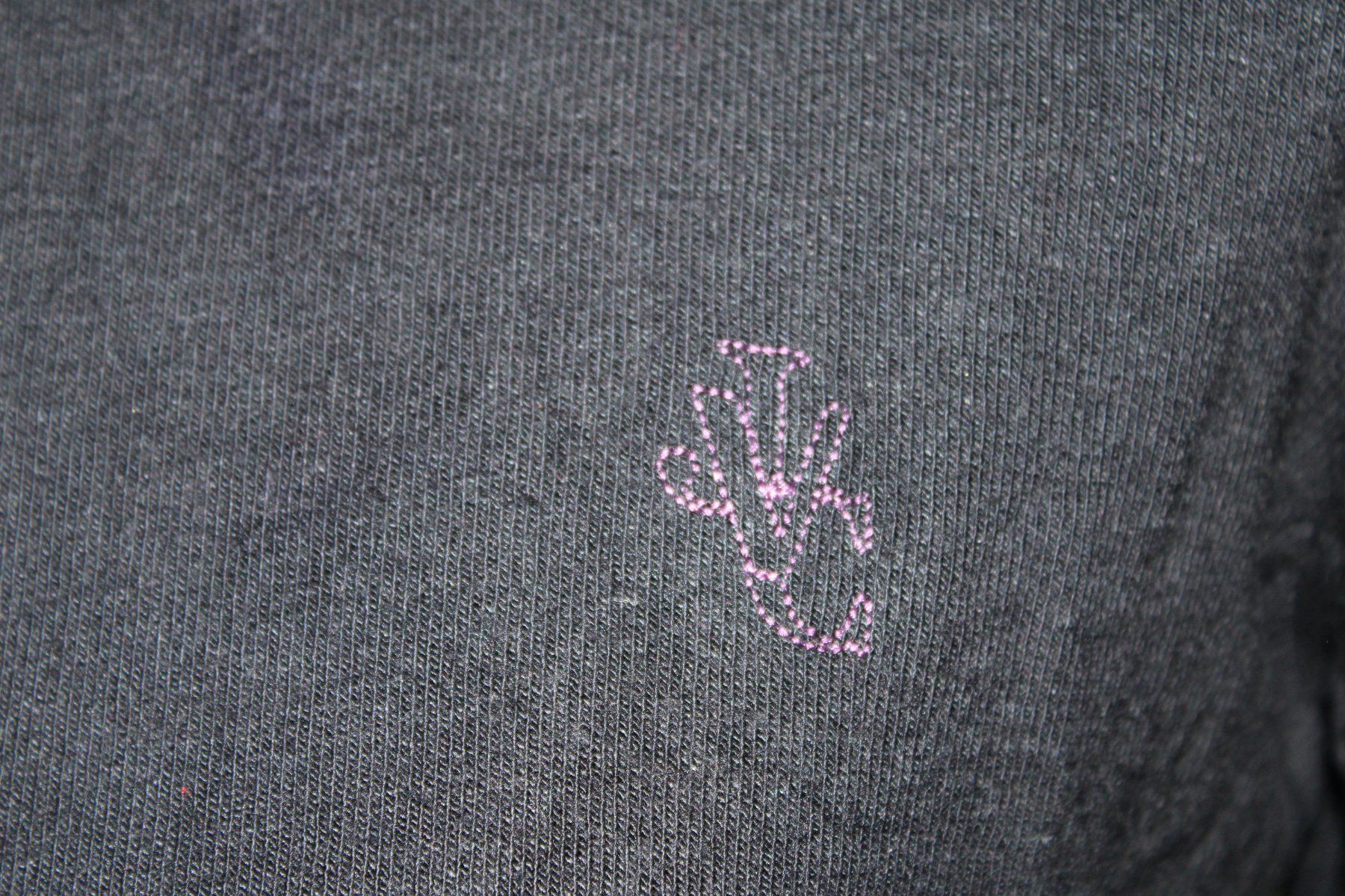Maglioni & Felpe: Pullover – Usato da Schaan venduto da antikes_und_kurioses 2
