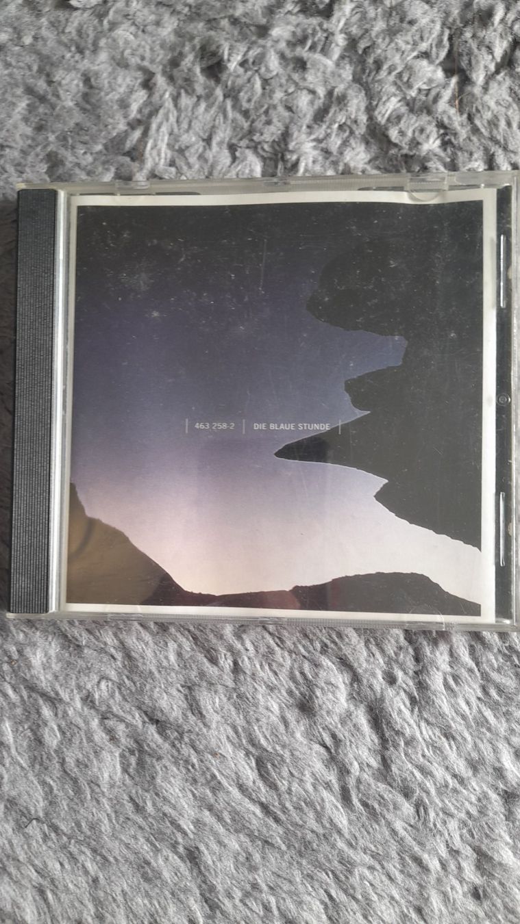 CD: NIGHTMOON    DIE BLAUE STUNDE      COMPILATION   CD – Usato da Wetzikon ZH venduto da Ramones01