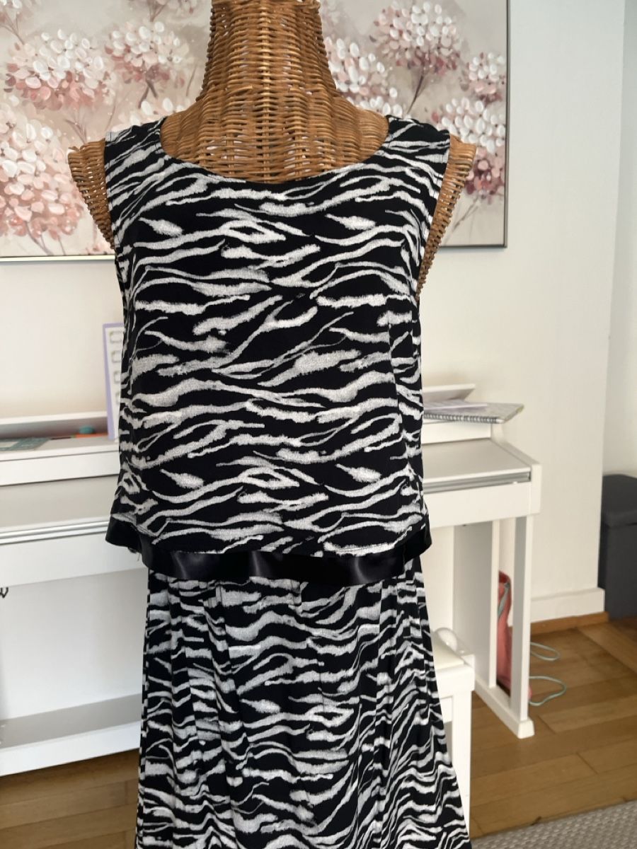 Tom Tailor Kleider: Kleid mit Zebra Muster, Tom Tailor, 34 – Gebraucht aus Solothurn von Bobesch08 1