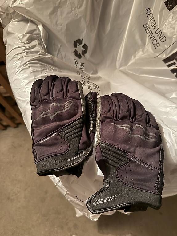 Autres accessoires hommes: Handschuhe alpinestar – D'occasion à Wallisellen par hug_pf77