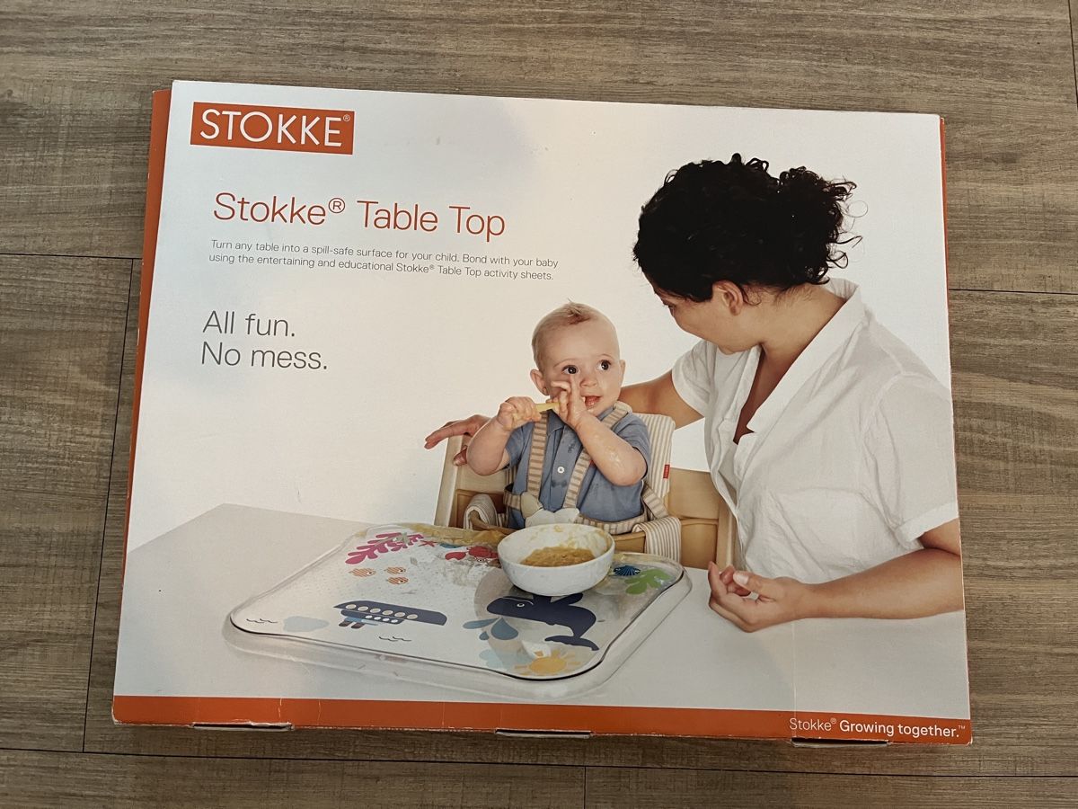 Set di tavolo e panche: Stokke Table Top – Usato da Sursee venduto da Leg_Kibru