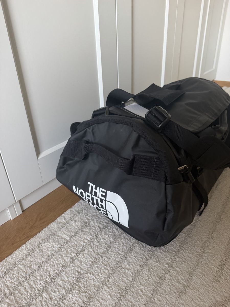 North Face Zaini: The North Face Duffel Bag M – Nuovo (secondo la descrizione) da Luzern venduto da jul_2hm8 3