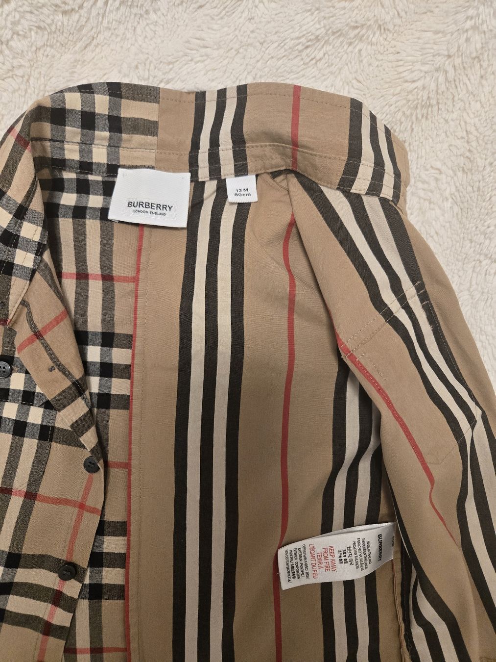 Burberry Giacche & Cappotti: Burberry baby 12 mois – Nuovo (secondo la descrizione) da Le Landeron venduto da Plushka 2